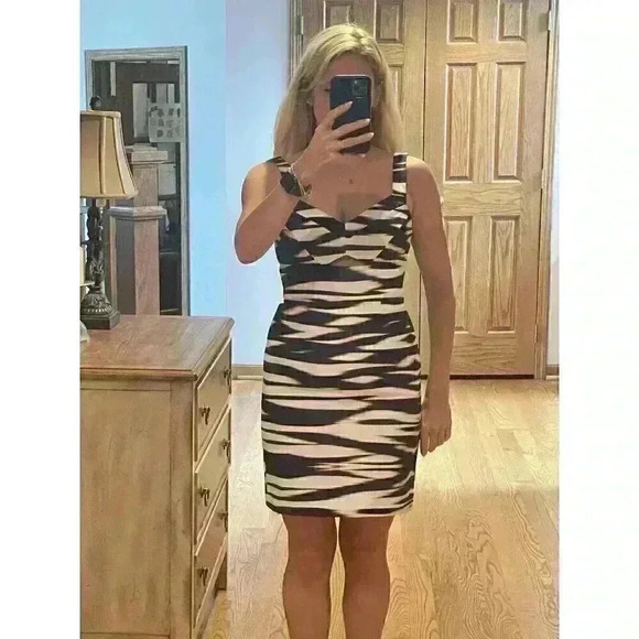 YUMI KIM Orange Blue White cutout sheath knee length dress Size Small/XS 0/2 - Picture 13 of 14